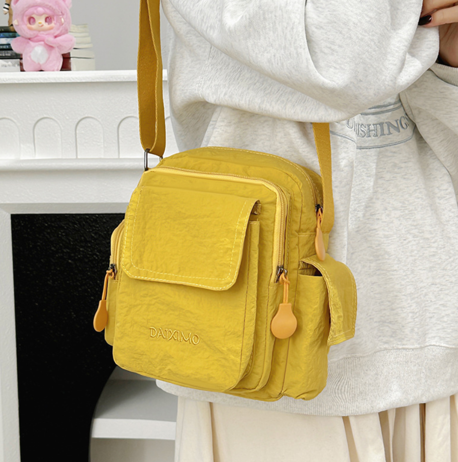 UrbanElla™ – Geanta Casual Crossbody cu Compartimente Multiple