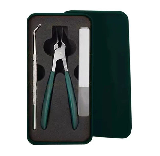 Set Profesional Îngrijire Unghii – Clește, Pilă și Instrument Curățare
